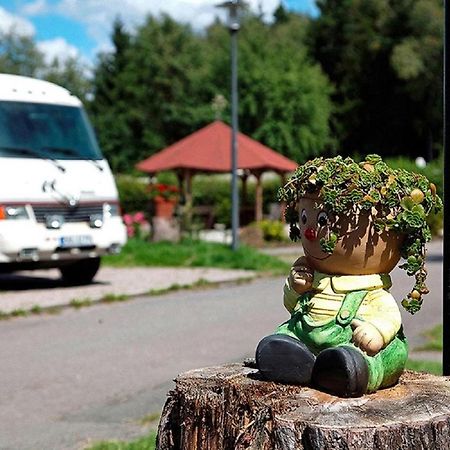 See-Campingpark Neubaeuer See Hotel Екстериор снимка