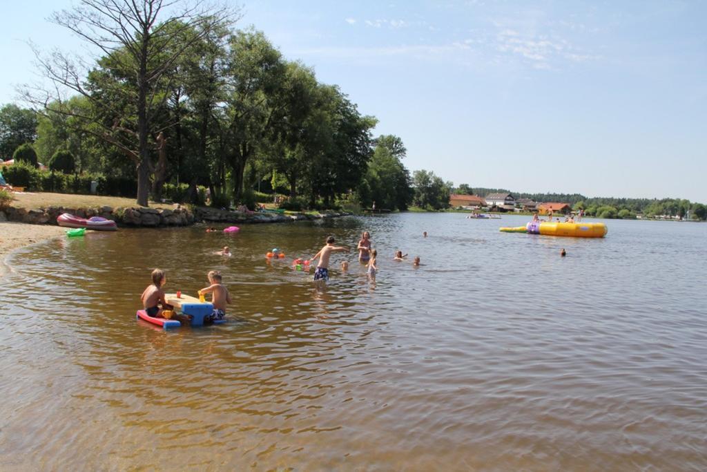 See-Campingpark Neubaeuer See Hotel Стая снимка