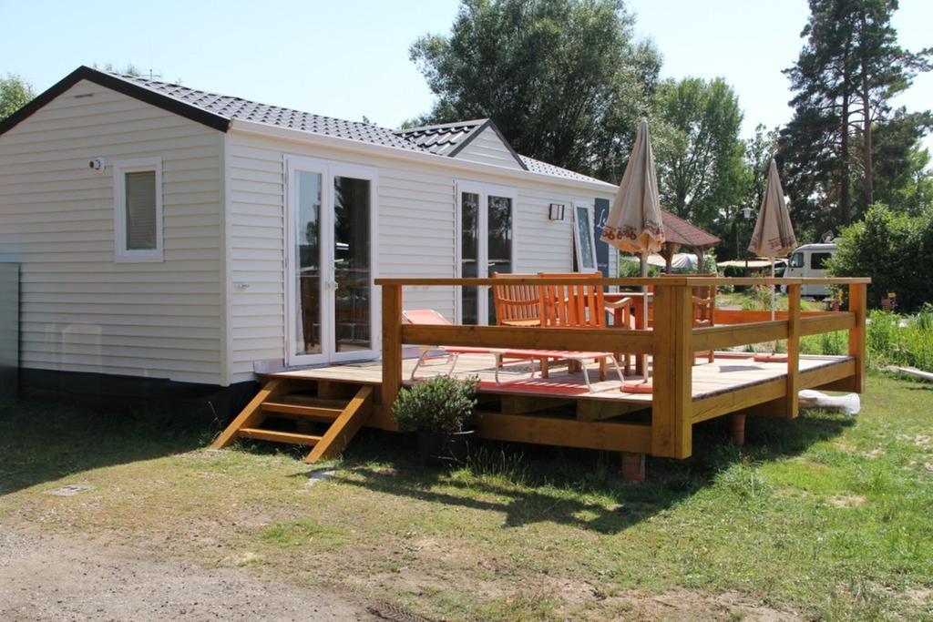 See-Campingpark Neubaeuer See Hotel Стая снимка